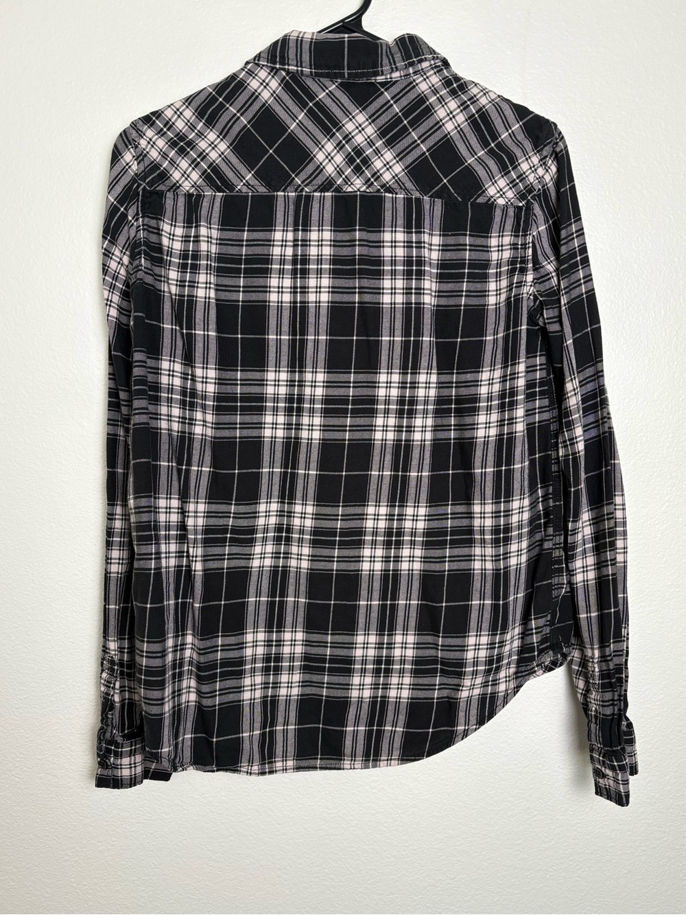 PAIGE Black and White Plaid Casual Button-Down Shirt Womens Medium - Picture 2 of 6